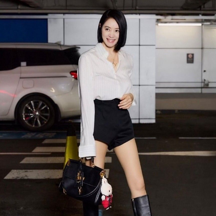 Latest photo of Kim Hyesoo