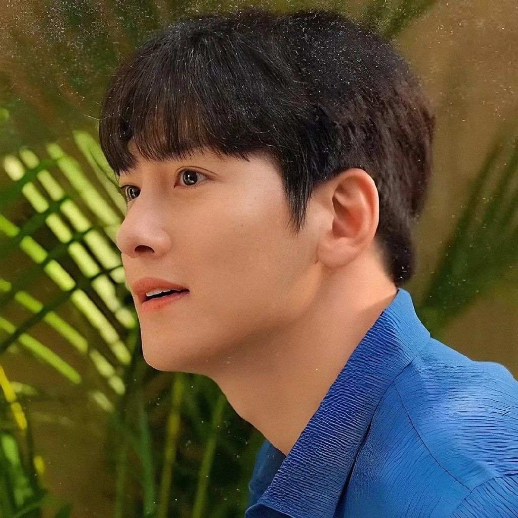 Behind-the-scenes cut of Ji Changwook