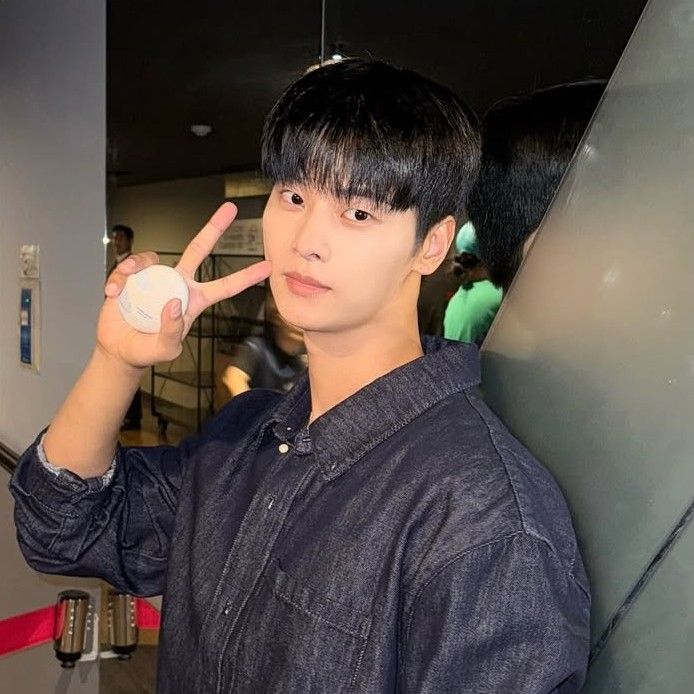 Latest photo of Cha Hakyeon (N)