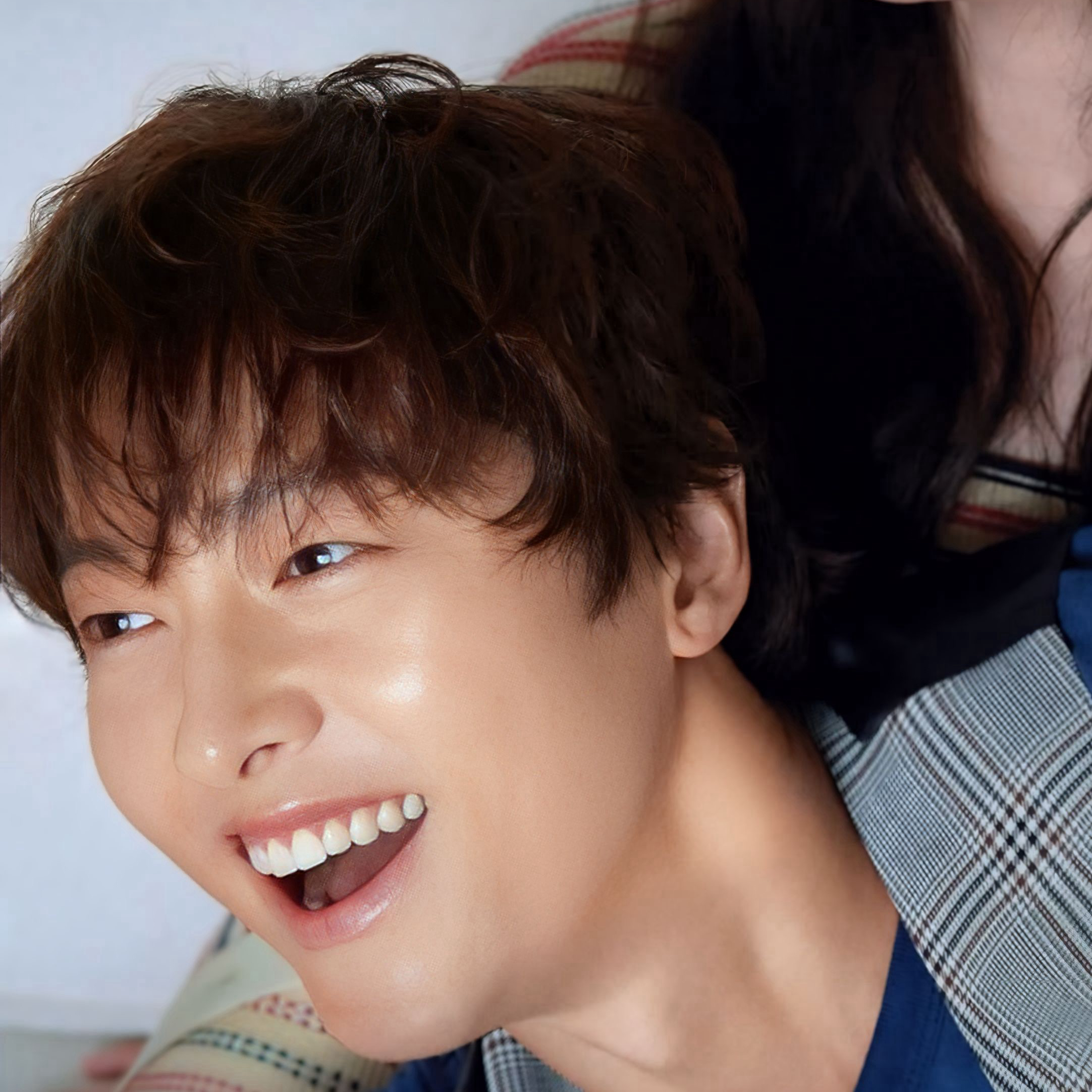 Latest photo of Song Joongki