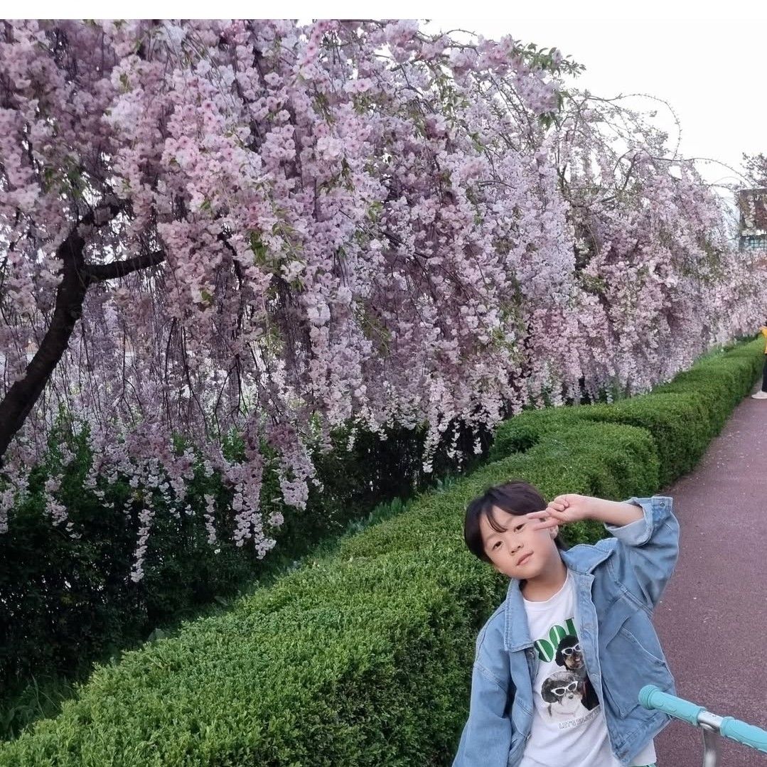 A moment captured by a fan of You Jiwoo
