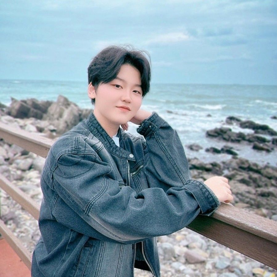 Behind-the-scenes cut of Park Sungon