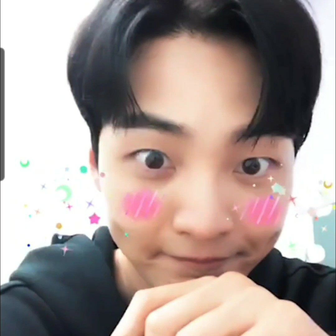 Behind-the-scenes cut of Kim Minjae