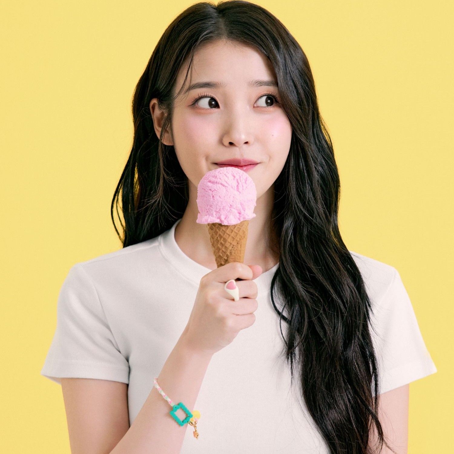 A moment captured by a fan of IU