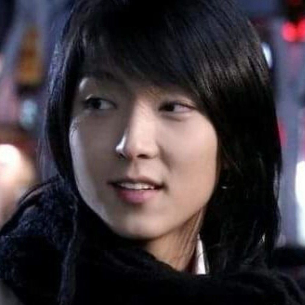 A moment captured by a fan of Lee Joongi