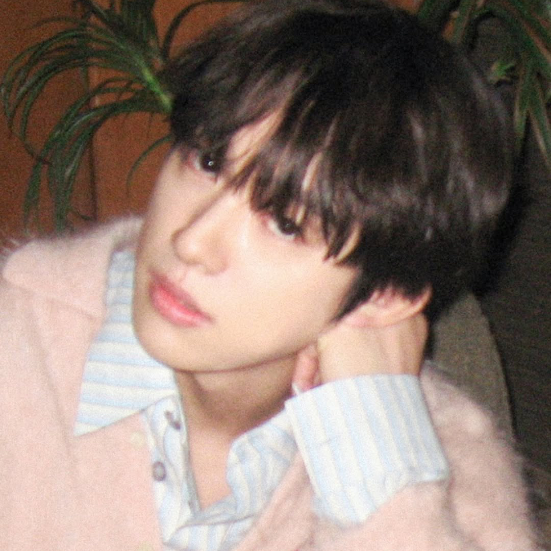 Momen yang diabadikan oleh penggemar Park Jinyoung