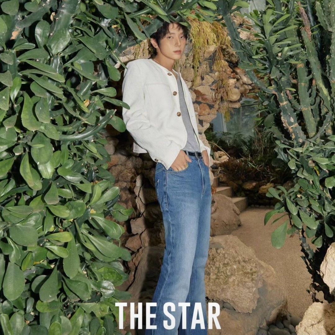 A moment captured by a fan of Lee Joongi