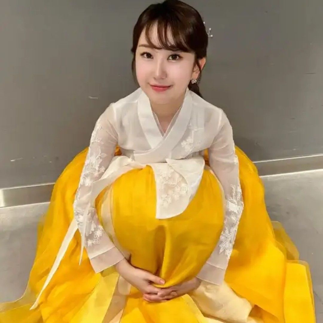 Foto kegiatan terbaru dari Jeon Yujin