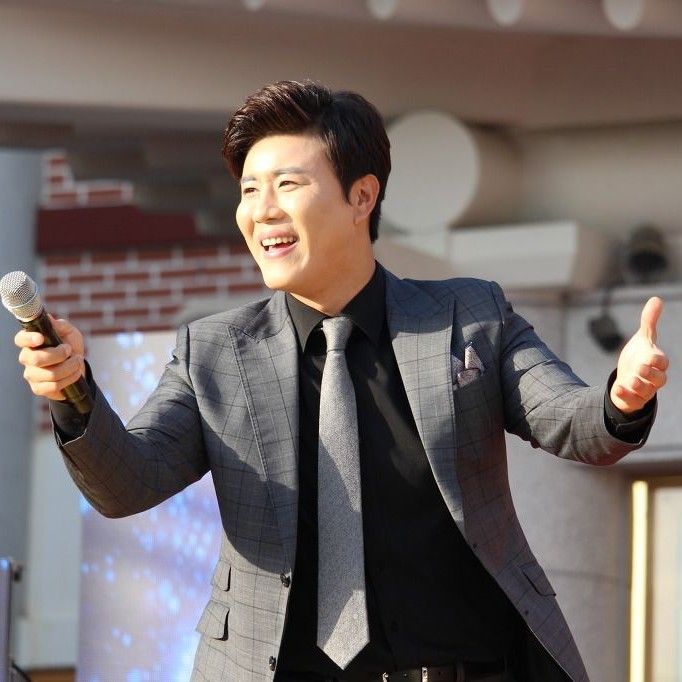 Behind-the-scenes cut of Jin Haesung