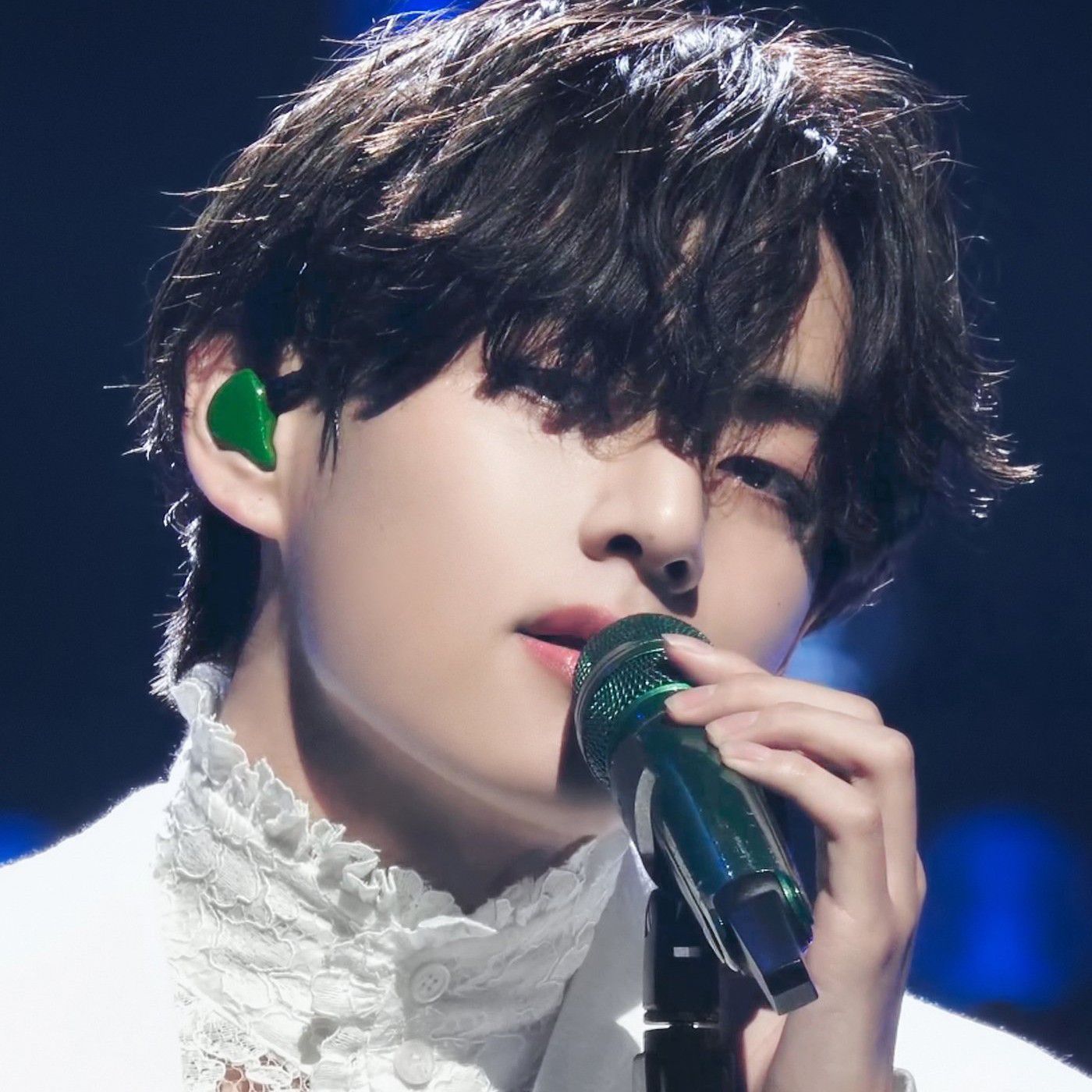 A moment captured by a fan of Kim Taehyung (V)