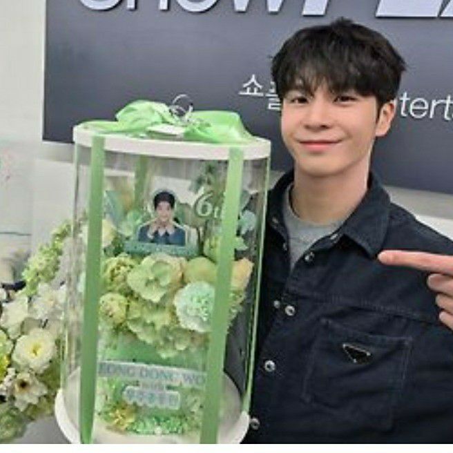 Foto kegiatan terbaru dari Jeong Dongwon