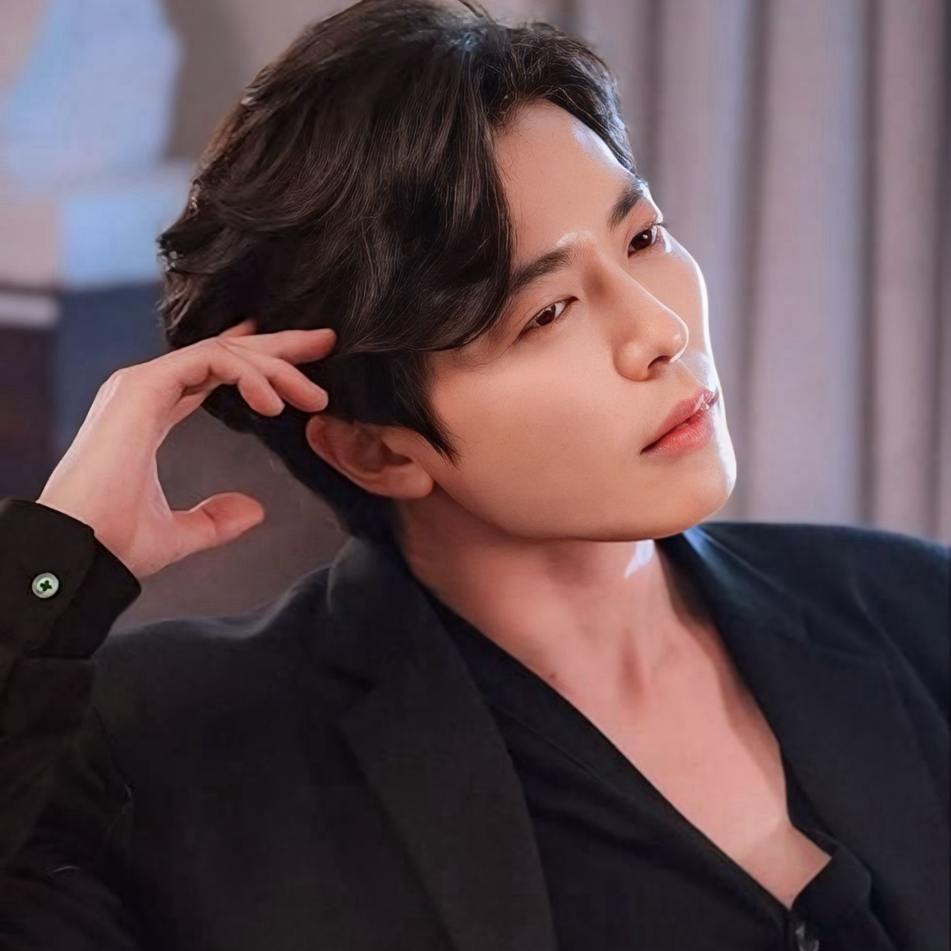 A moment captured by a fan of Kim Jaewook