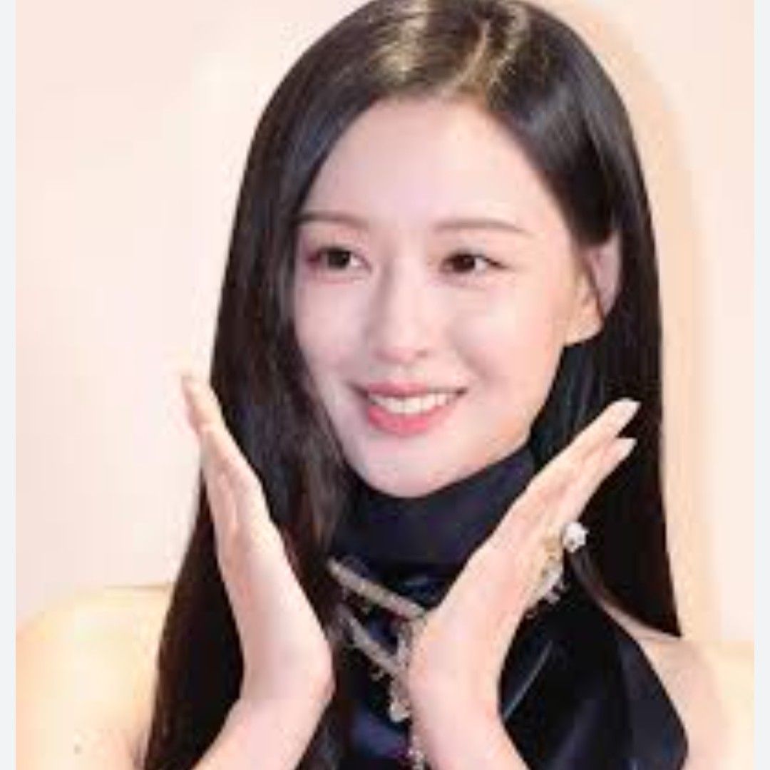 Recent activity shot of Kim Jiwon