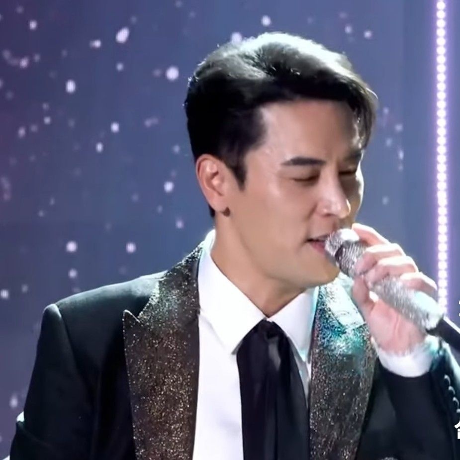 Recent activity shot of Jang Minho