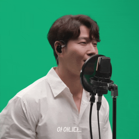 キム・ジョングクの最近の活動ショット