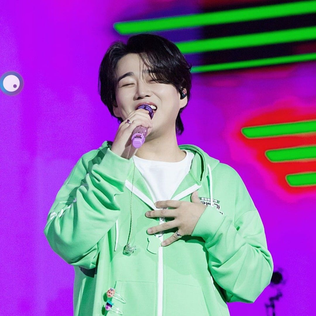 Recent activity shot of Hwang Youngwoong