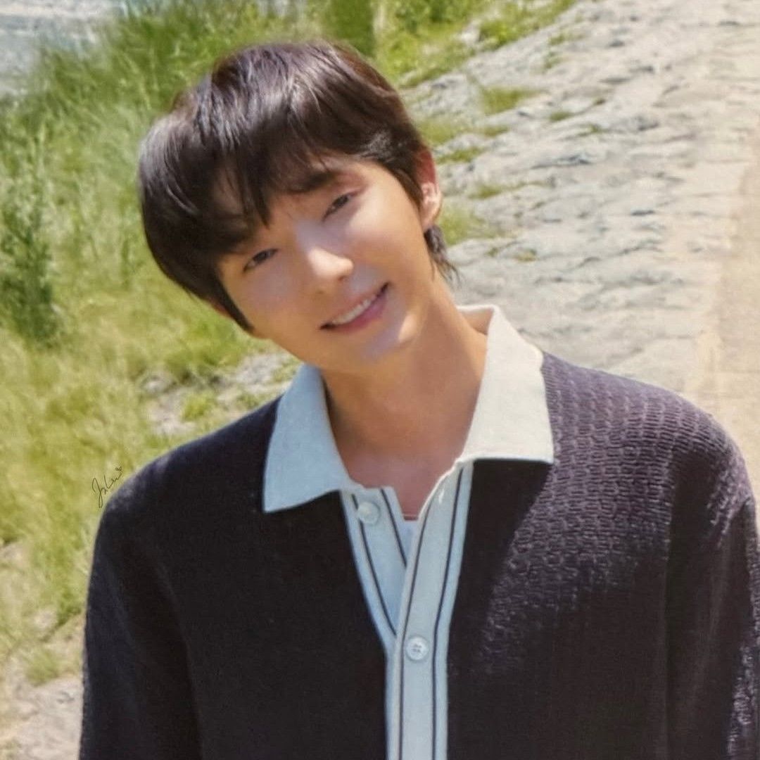 Behind-the-scenes cut of Lee Joongi