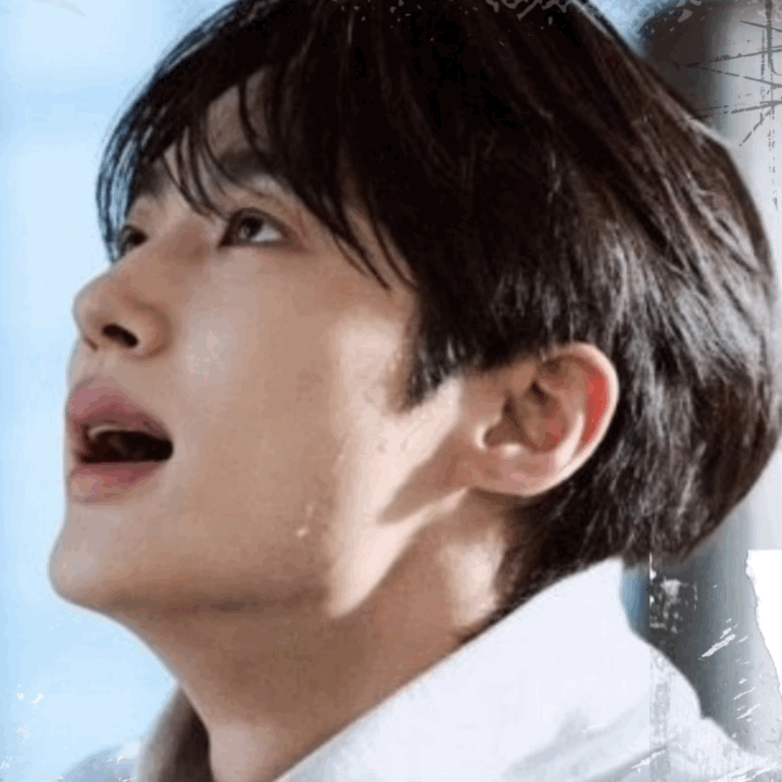 Recent activity shot of Byeon Wooseok