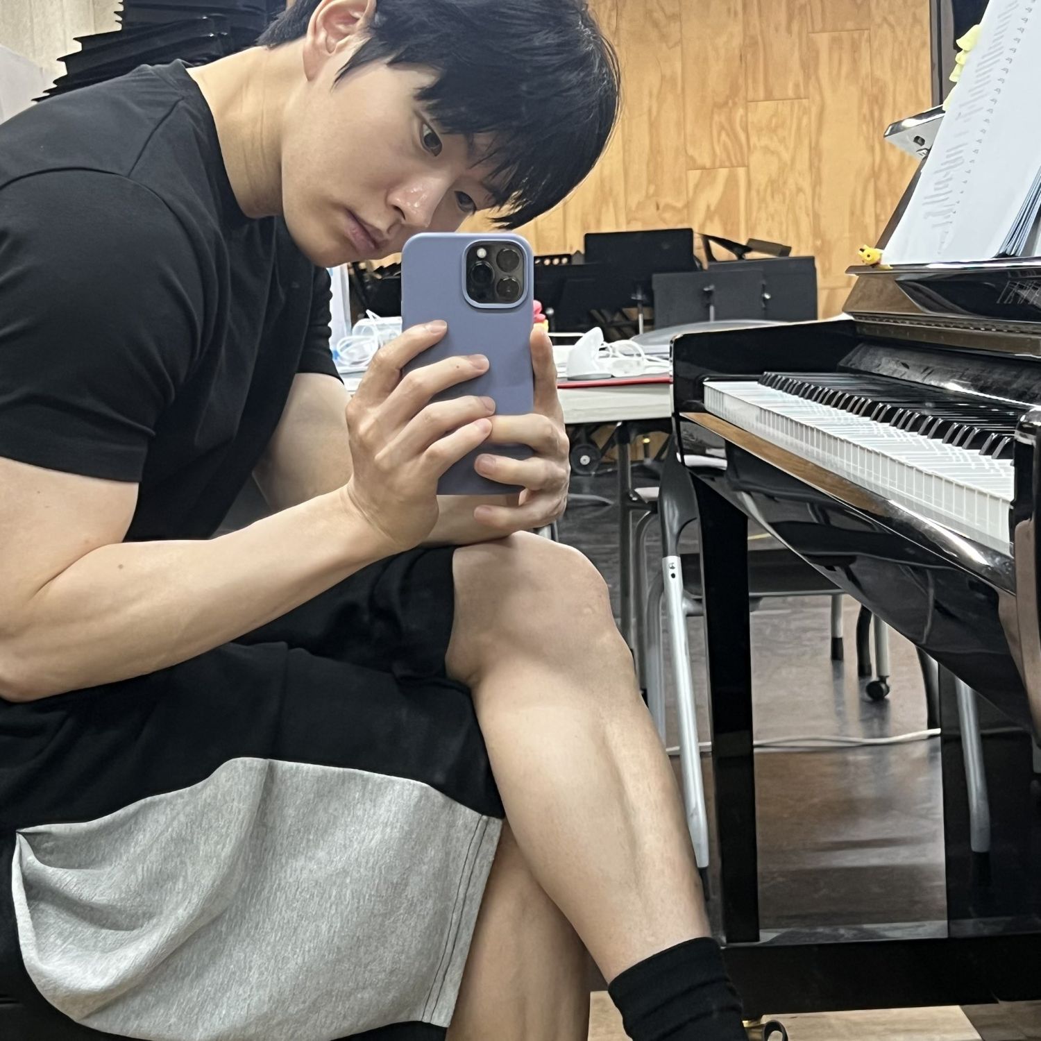 Behind-the-scenes cut of Lee Byeongchan