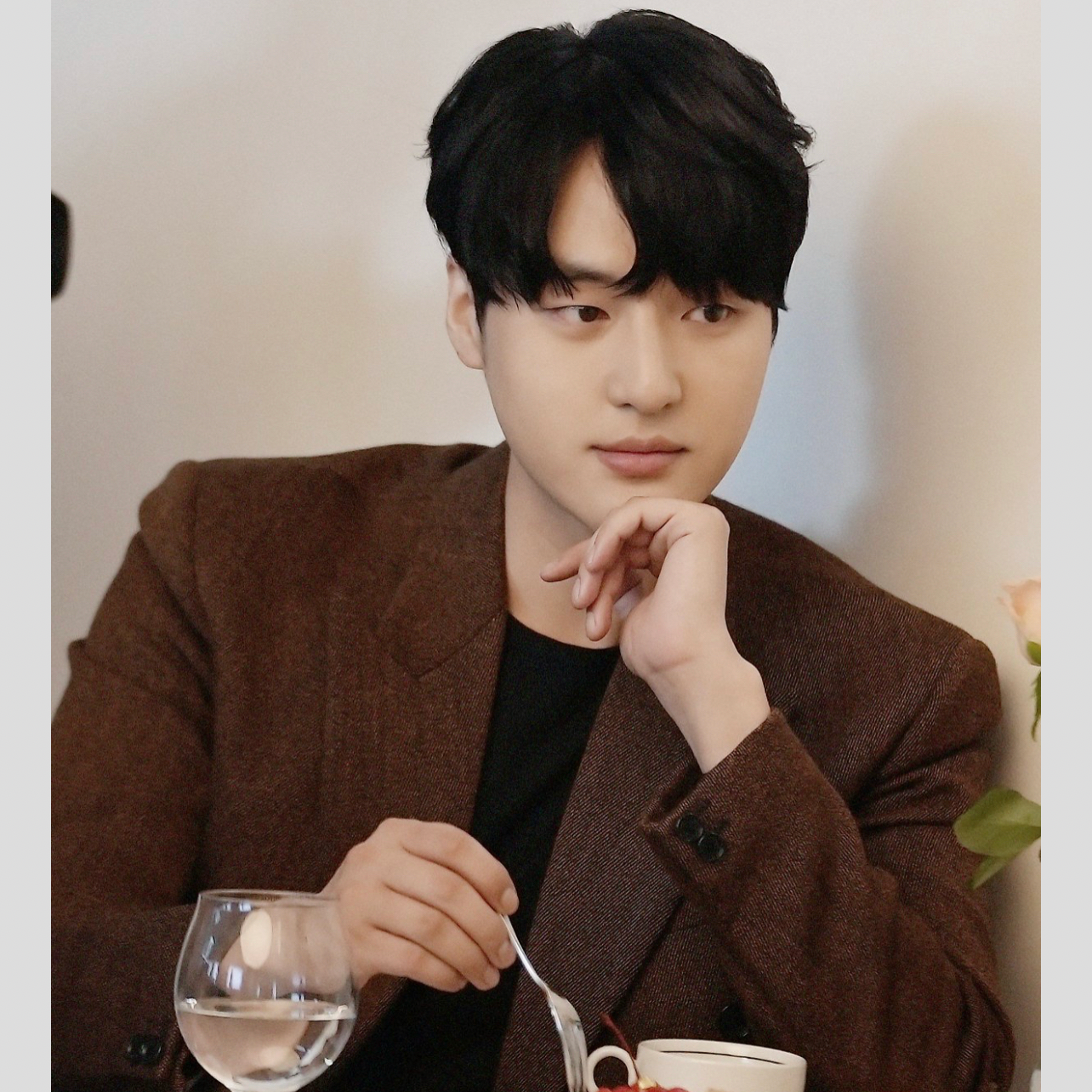 Latest photo of Yang Sejong