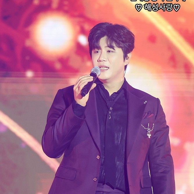 Behind-the-scenes cut of Jin Haesung