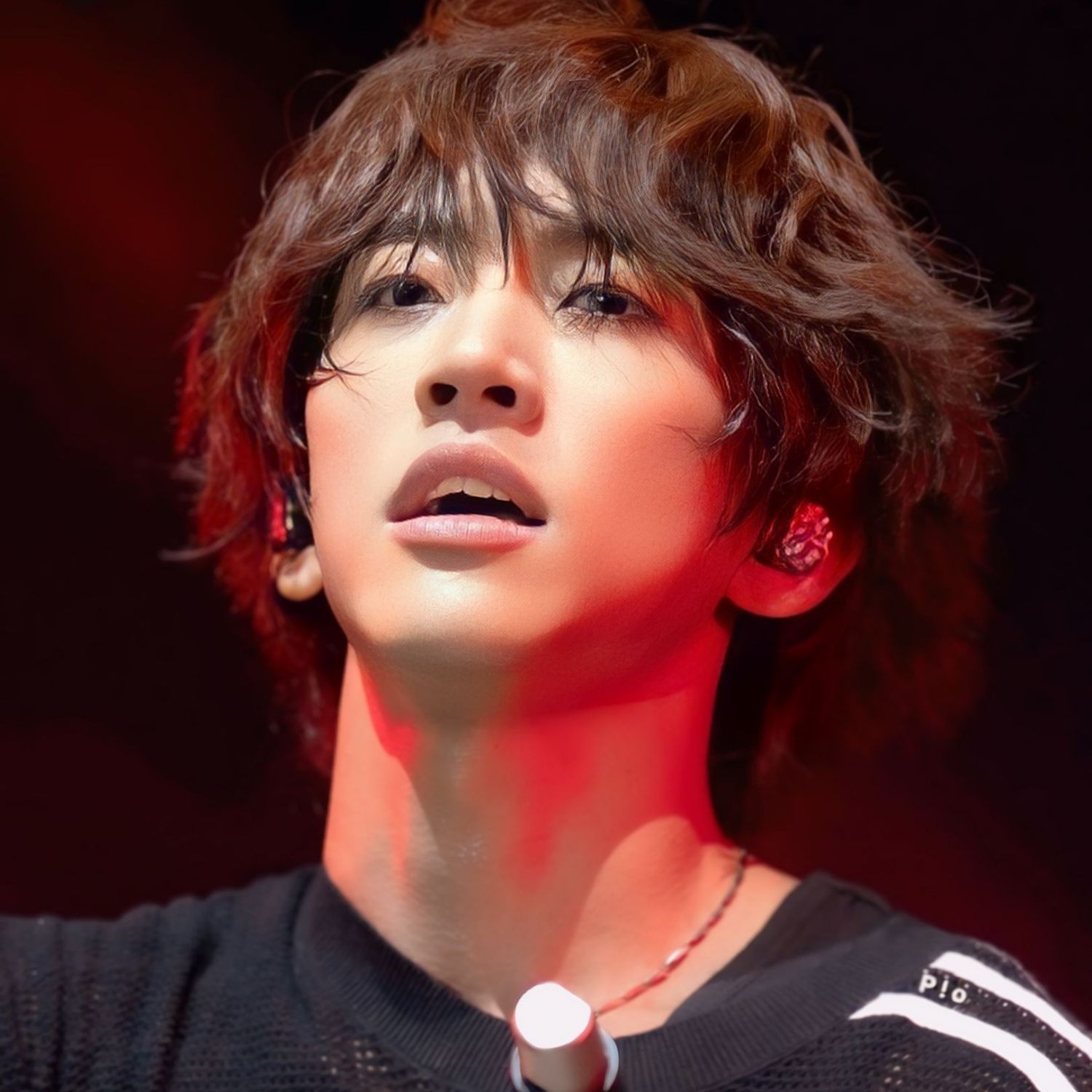 Behind-the-scenes cut of Lee Seungyoon