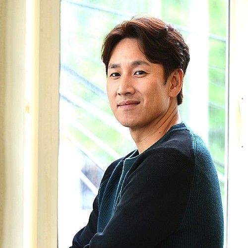 Latest photo of Lee Sunkyun