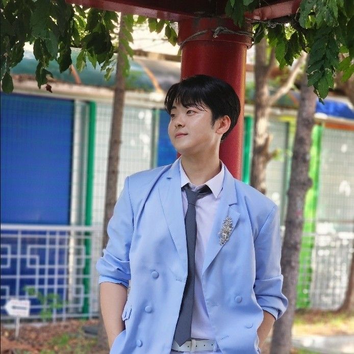 Behind-the-scenes cut of Park Minsu