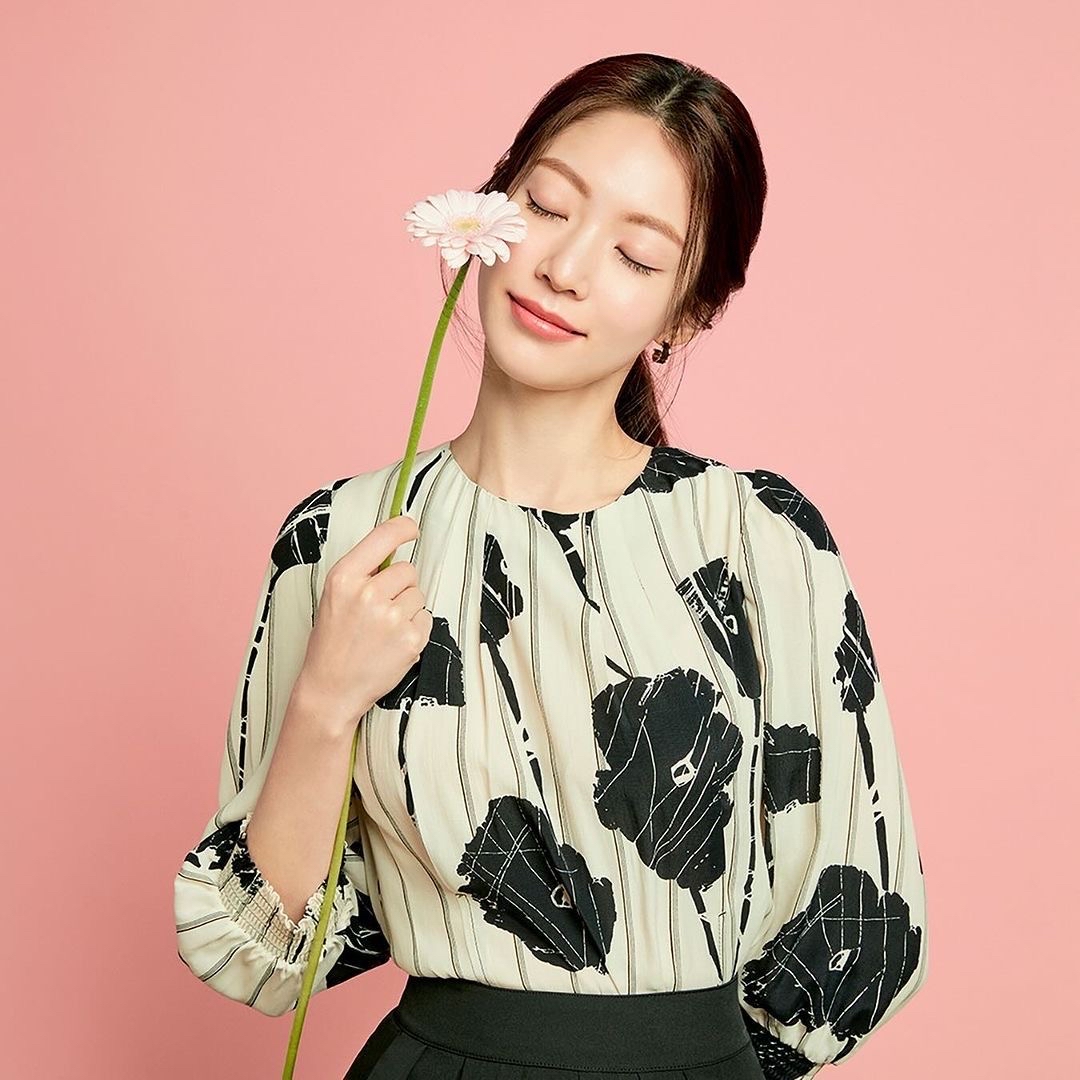 Latest photo of Gong Seungyeon