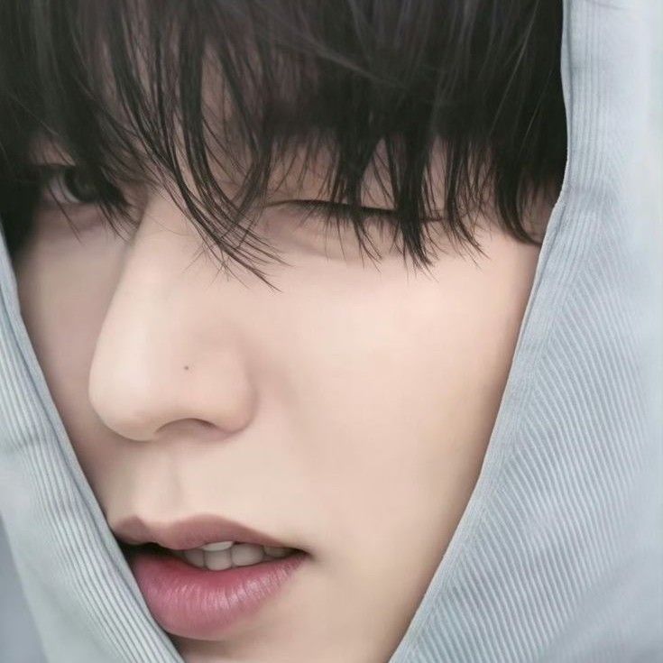 粉絲拍下的李敏鎬瞬間