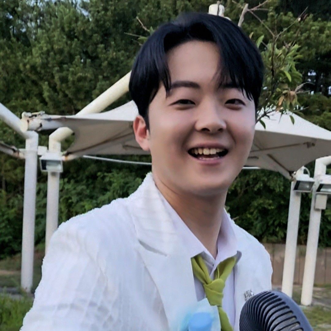 Recent activity shot of Park Minsu