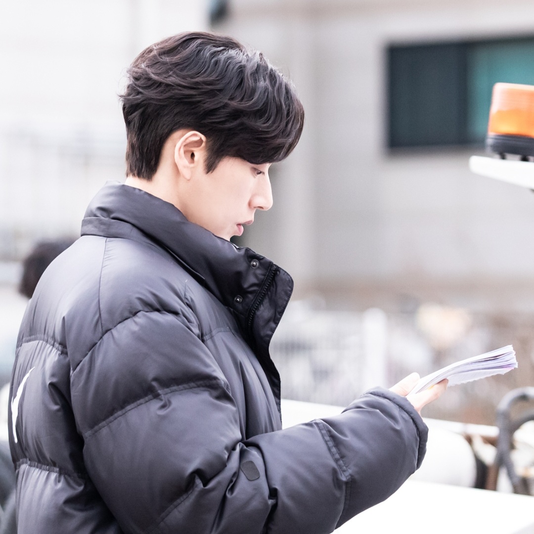 Behind-the-scenes cut of Park Haejin