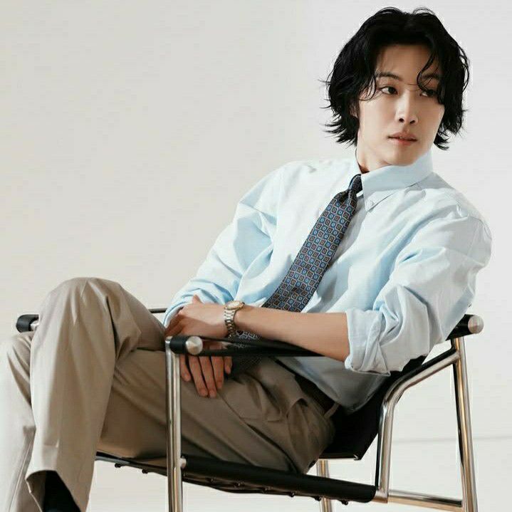 A moment captured by a fan of Lee Jongwon