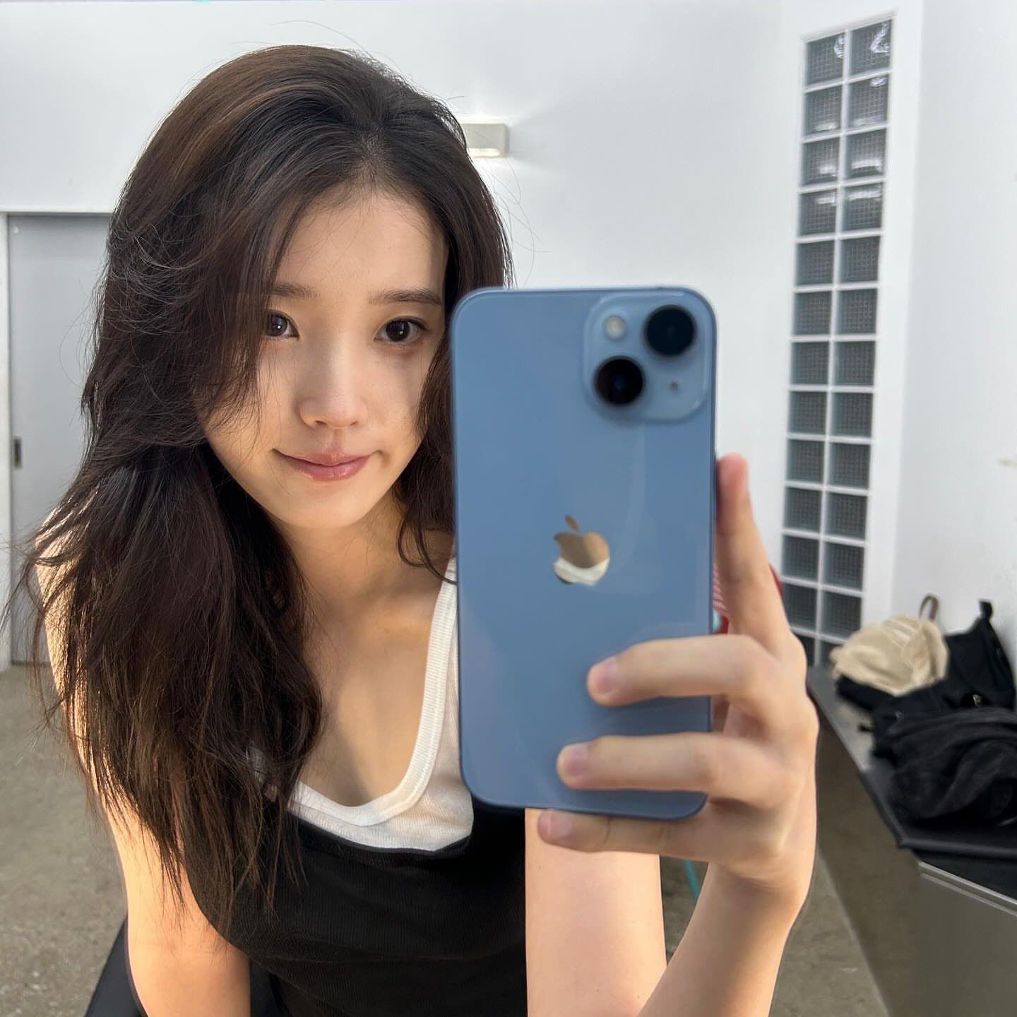 Foto kegiatan terbaru dari IU