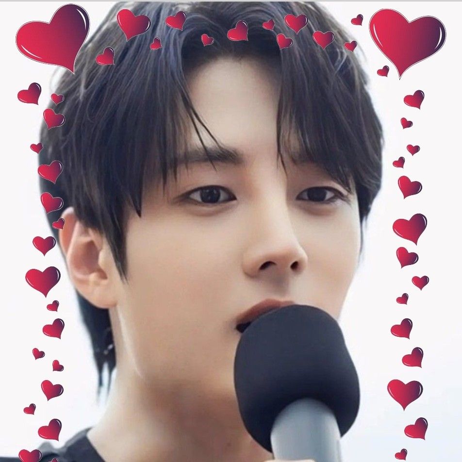 粉絲拍下的金俊賢瞬間