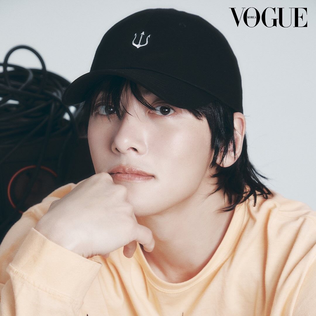 Behind-the-scenes cut of Ji Changwook