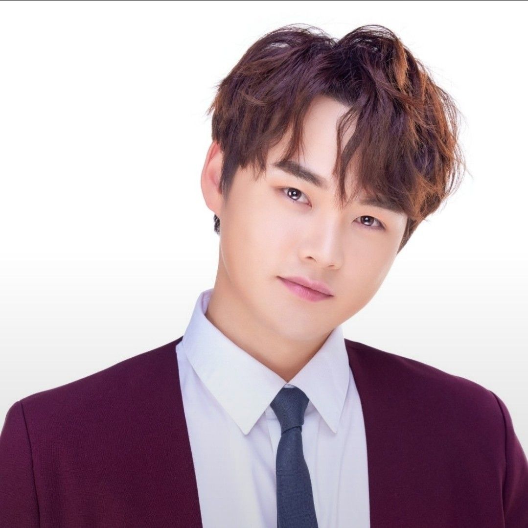 Latest photo of Park Seojin