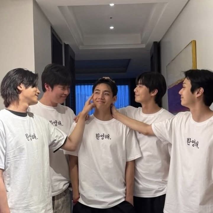 Latest photo of Park Seojoon