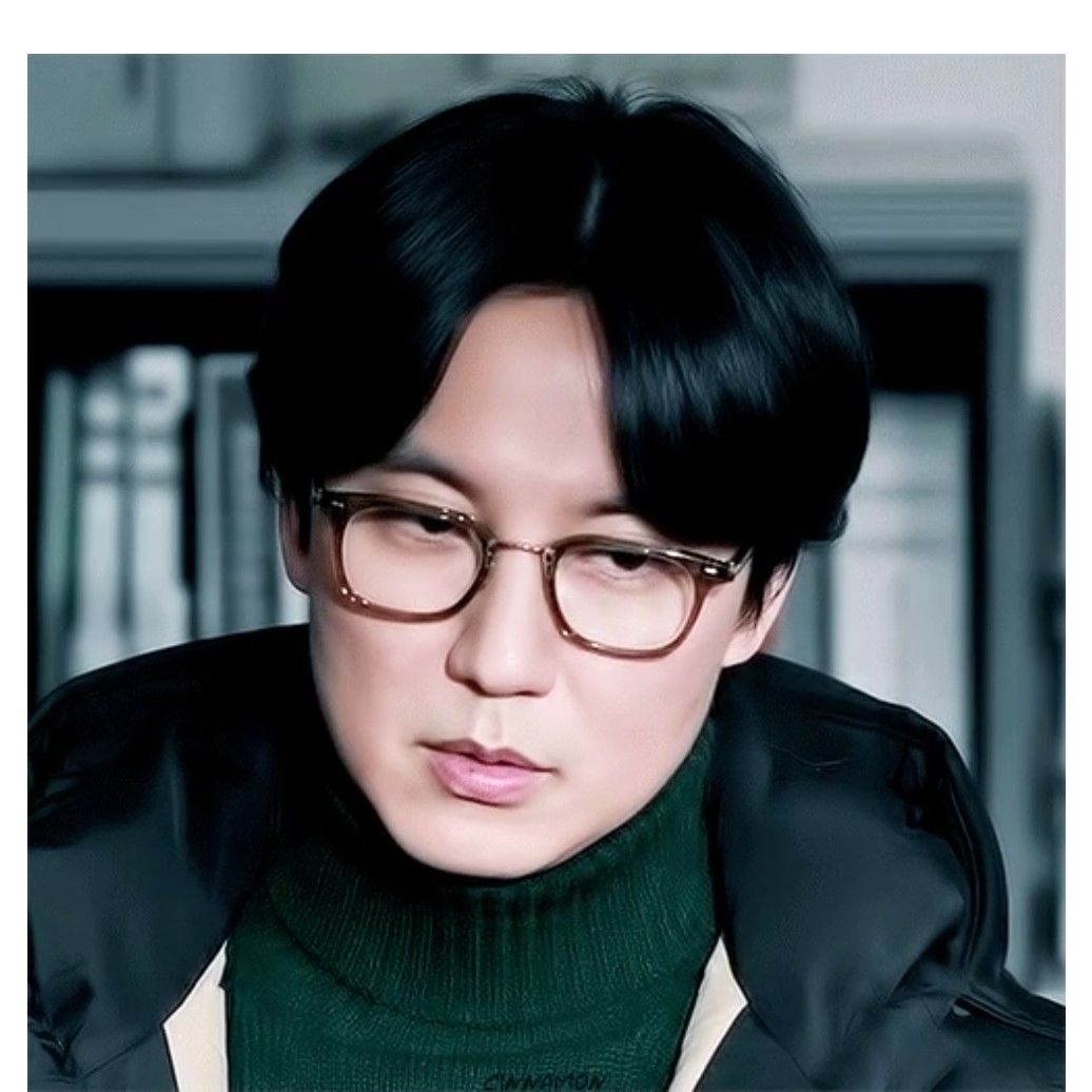 Recent activity shot of Kim Namgil
