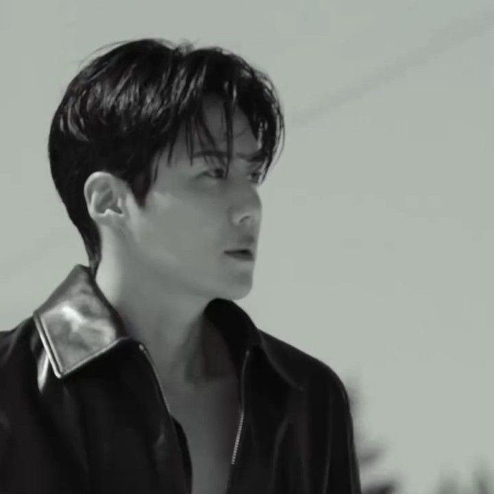 キム・ソンホの最近の活動ショット