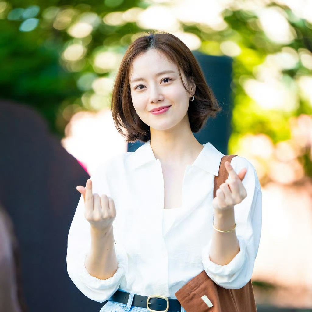 Foto kegiatan terbaru dari Moon Chaewon