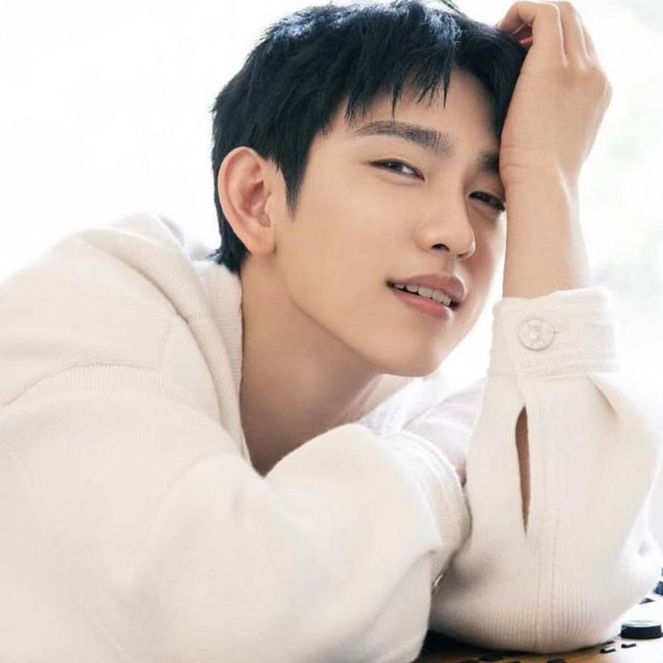 Latest photo of Park Jinyoung