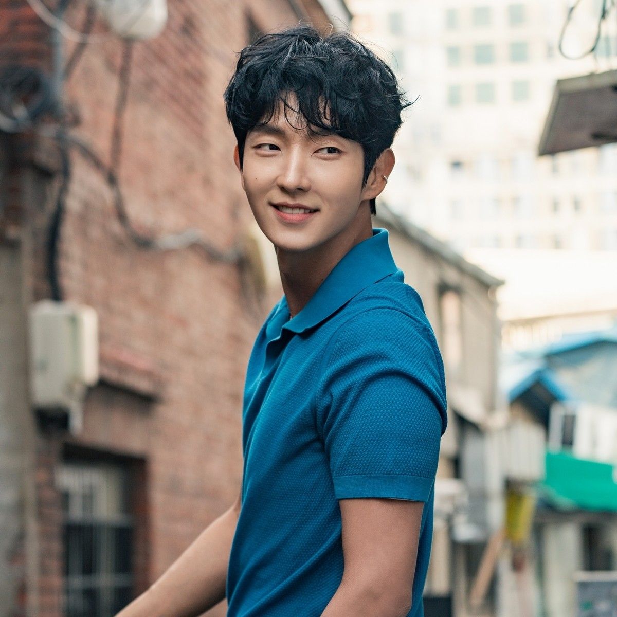 Cuplikan di balik layar dari Lee Joongi