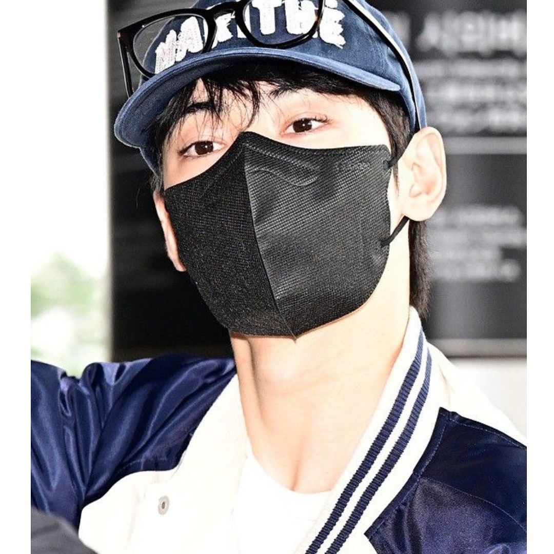 Latest photo of Cha Eunwoo