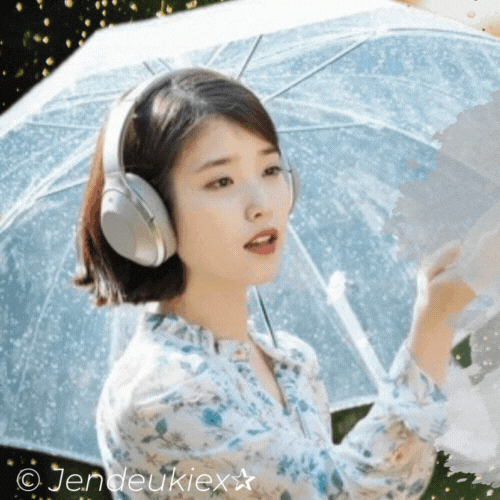 Behind-the-scenes cut of IU
