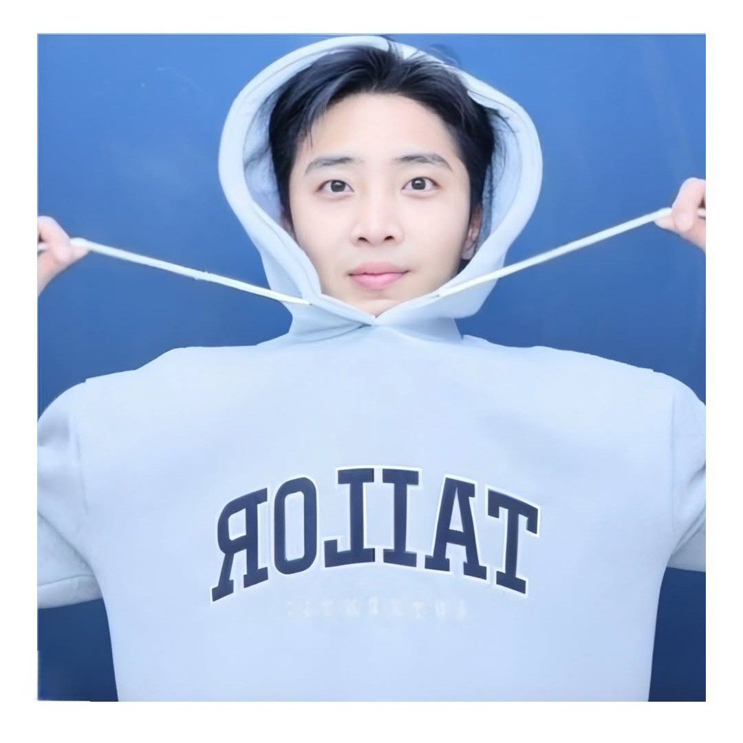 Behind-the-scenes cut of Hwang Yunsung