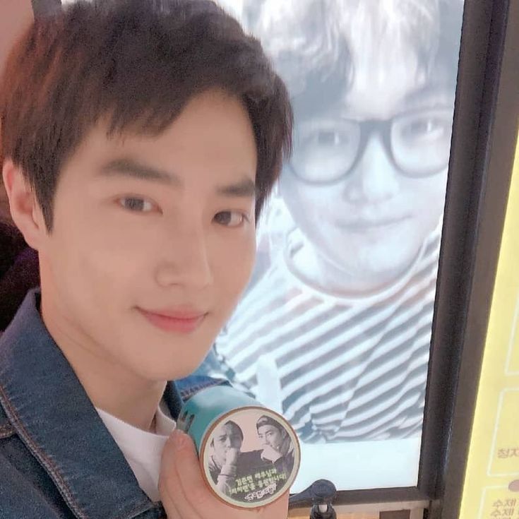 Momen yang diabadikan oleh penggemar Suho