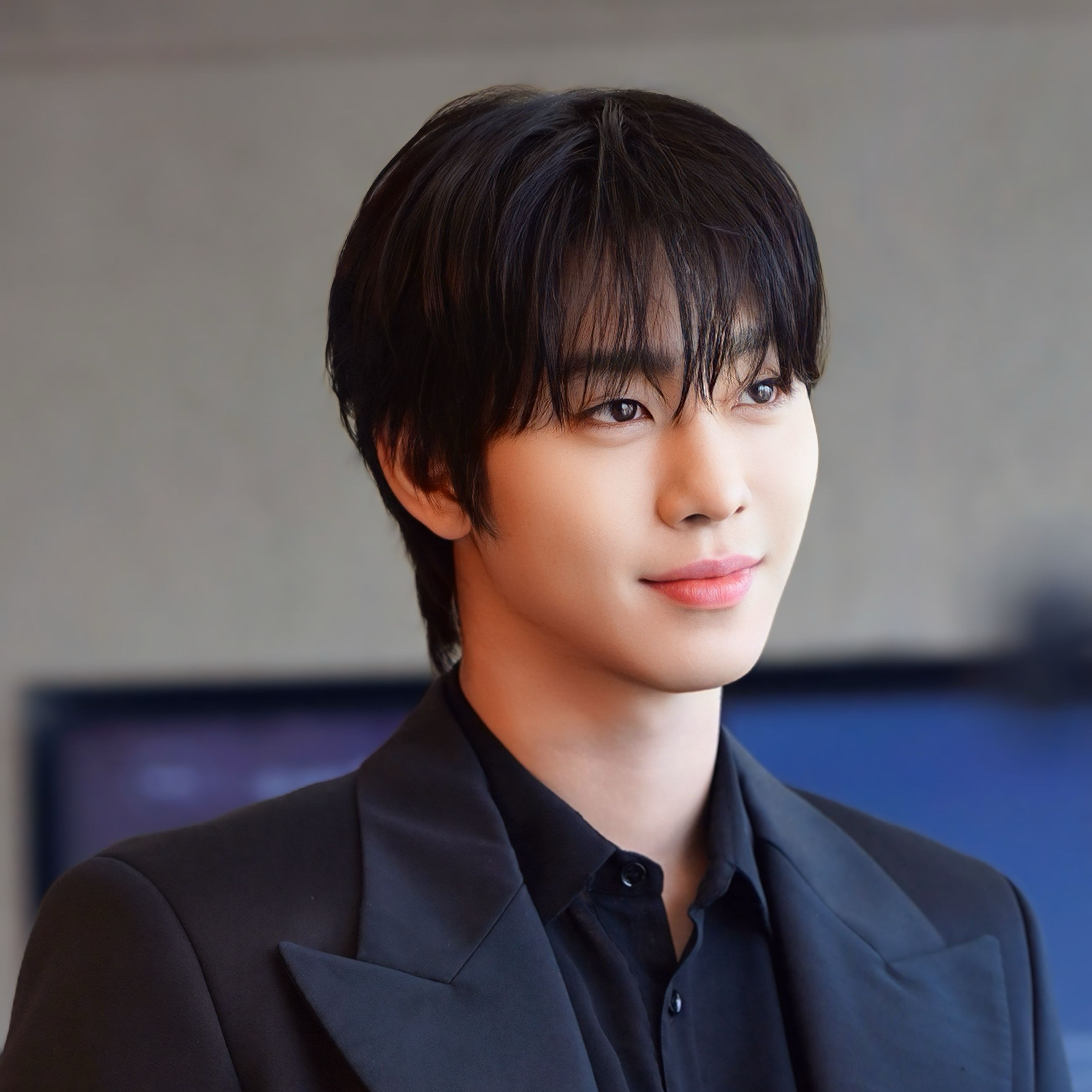 安孝燮的最新照片