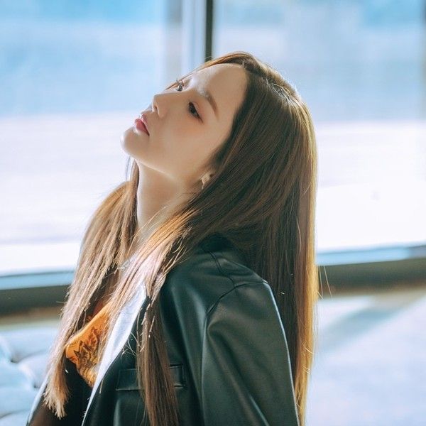 A moment captured by a fan of Park Minyoung