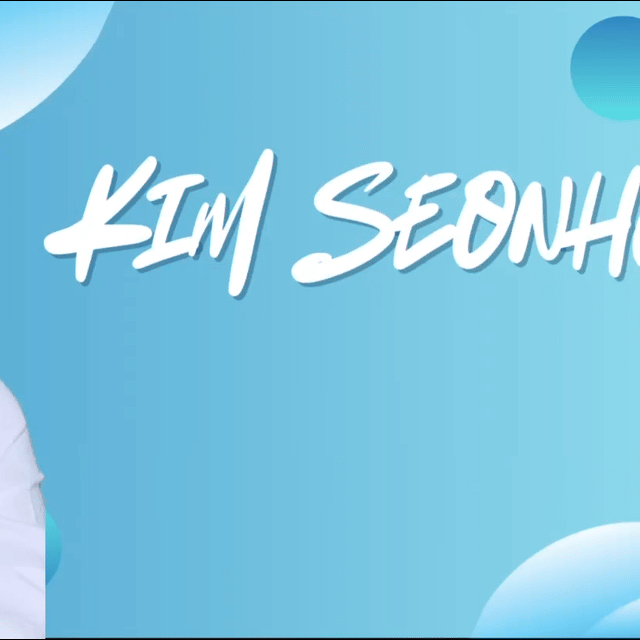 A moment captured by a fan of Kim Seonho